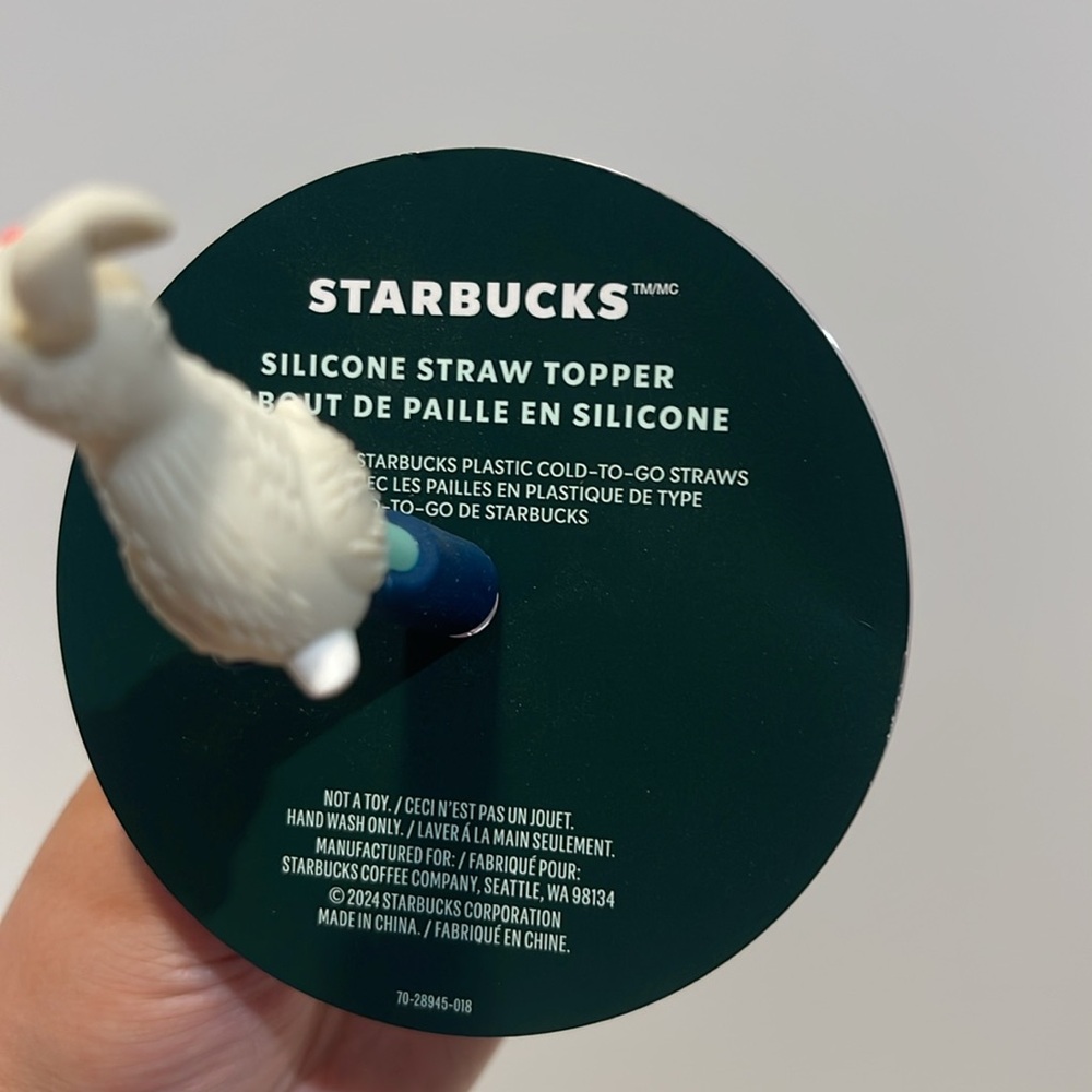 Starbucks 2024 Bunny Reusable Tumbler 24 Oz with Silicone Bunny Straw Topper NEW - Picture 9 of 10
